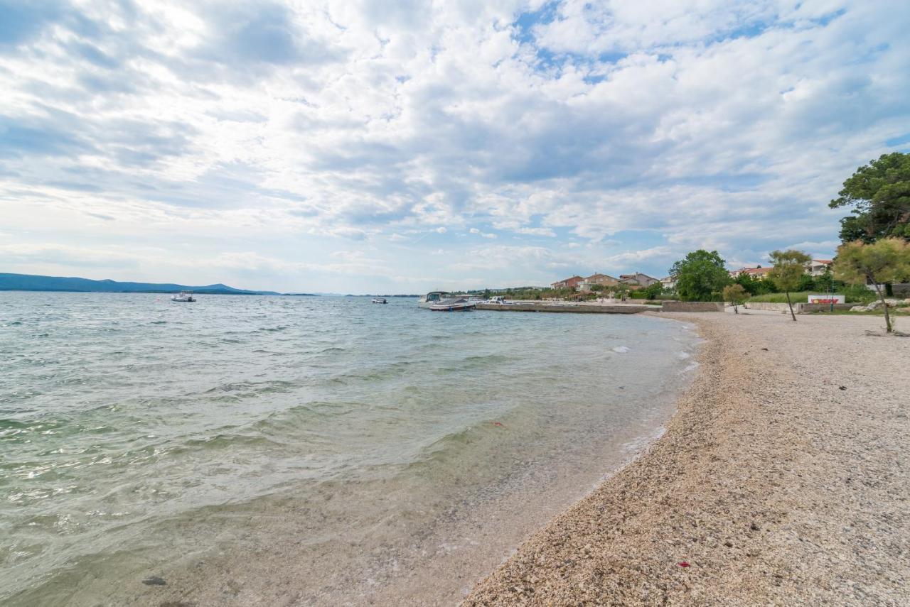 Apartments Bepina Biograd Na Moru Esterno foto